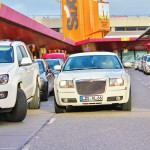 Chrysler Stretchlimousine zum Dschungel Camp 2014